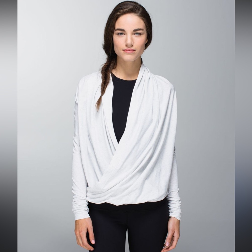 Lululemon  Iconic wrap top ✨
